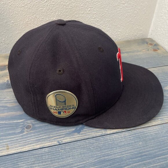 New Era Boston Red Sox 2018 World Series Patch 59Fifty On-Field Hat - 7 1/4 (D7) - Picture 2 of 6